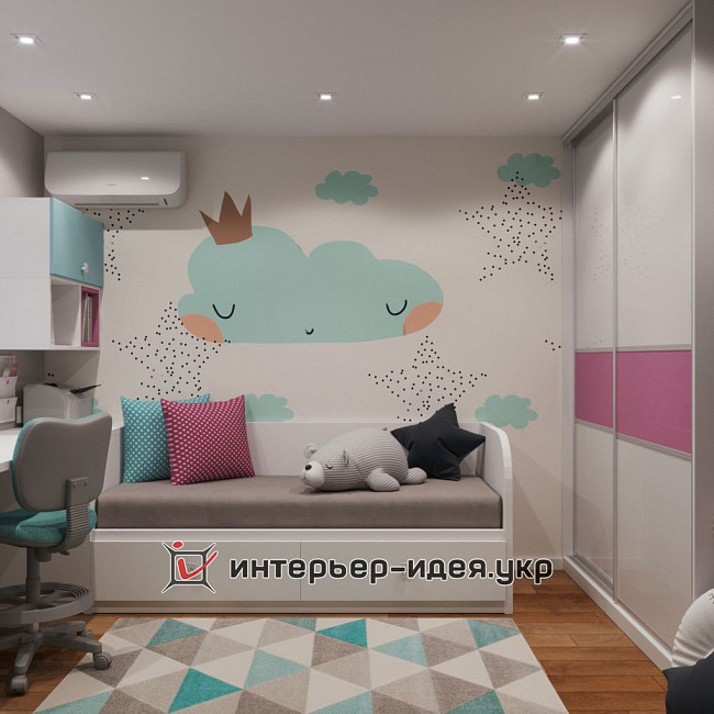 Маленька романтична дитяча кімната