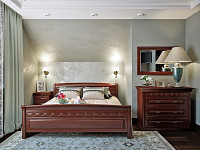 Дизайн спальні на мансардному поверсі в класичному стилі. Дизайн СПАЛЬНІ