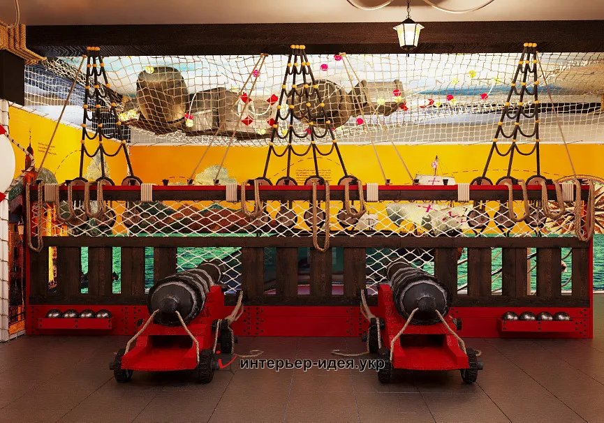 Хол 3-го поверху ТРЦ "Піонер" в м. Черкаси